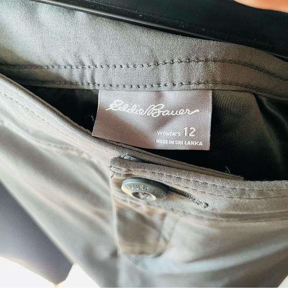 Eddie Bauer woman’s Gray utility Skirt size 12 large 
Short lined sporty summer - Picture 9 of 10